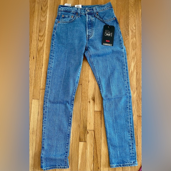 NEW WITH TAGS Levi’s 501 Stretch Skinny Jeans in Jive Depths. 24 x 28L - Picture 4 of 7